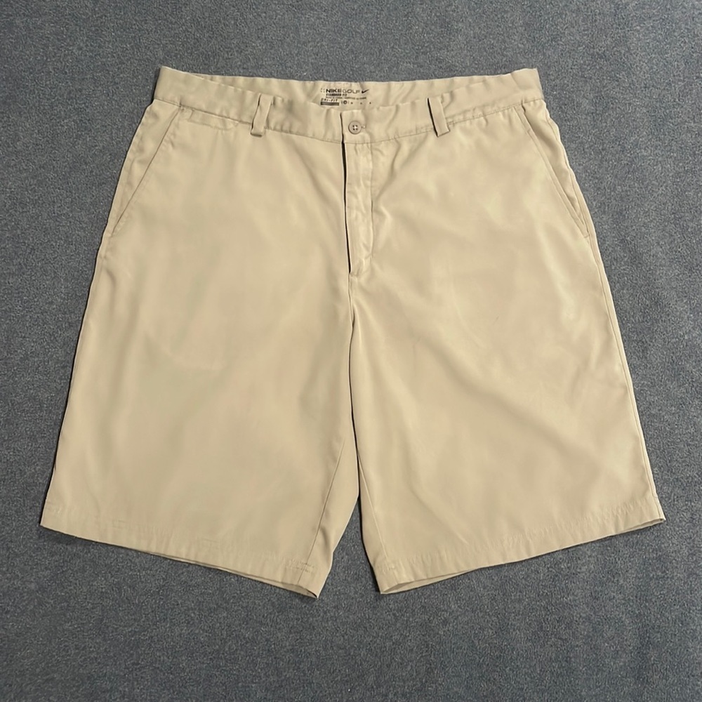 Nike DRI-FIT Golf Shorts – 36 Waist